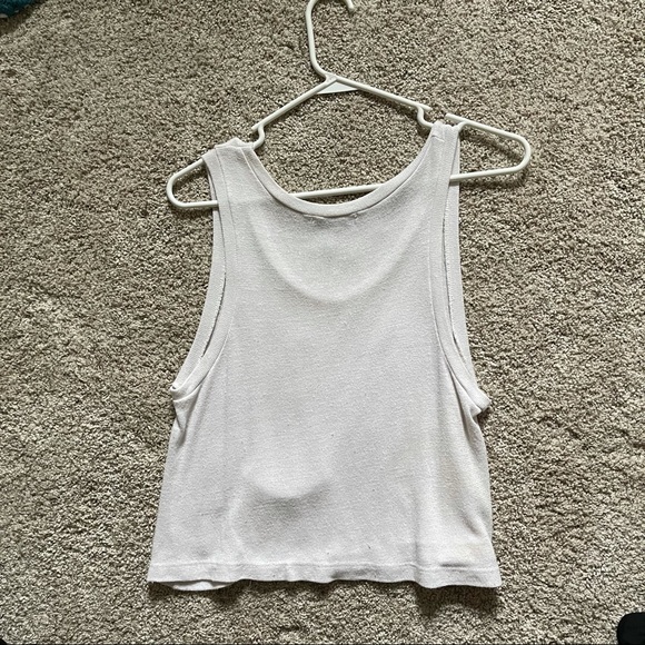 BM Brandy Melville Tank with One Pocket Light Pink - Picture 3 of 4